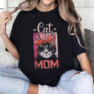 Cat Mom T Shirt, Best Cat Mom Ever T-Shirt, Cat Lover Gift Tee Shirts
